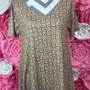 NWT LULAROE PERFECT TEE
